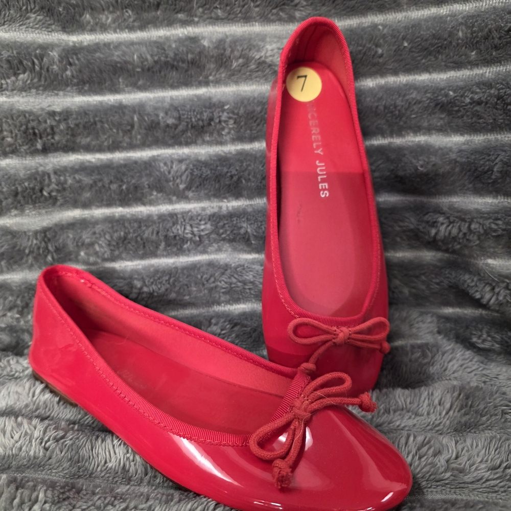 Red Ballet Flats